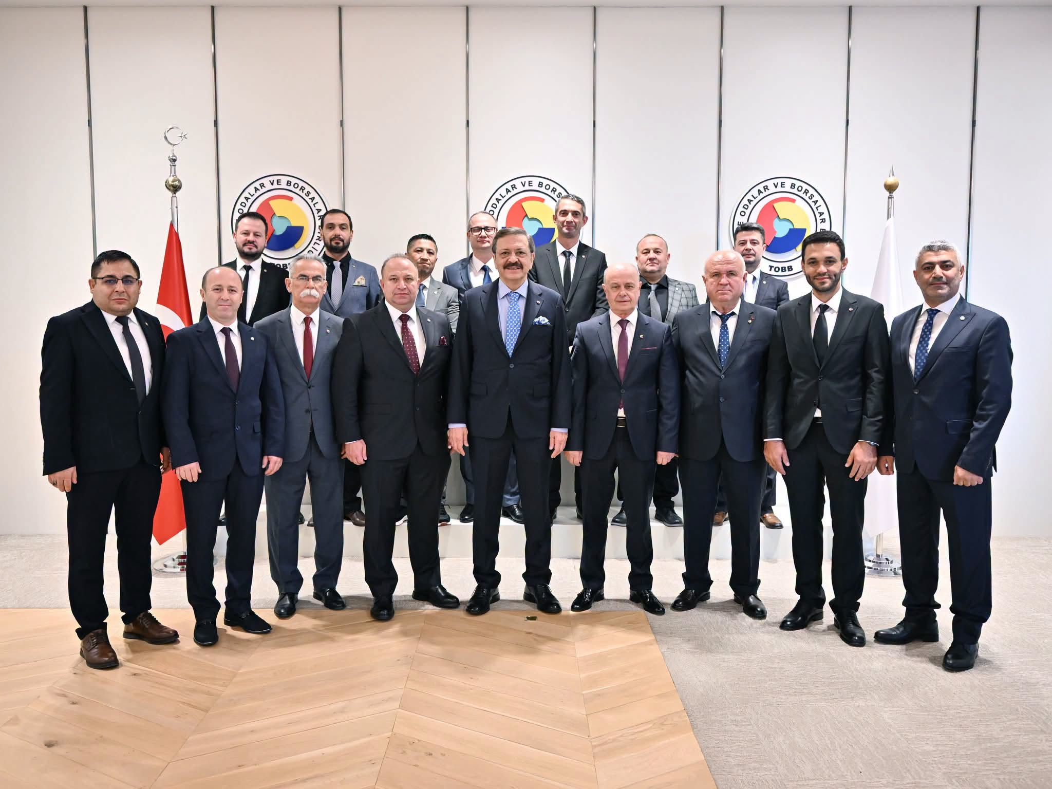 TOBB BAŞKANI SAYIN M. RİFAT HİSARCIKLIOĞLU'NA ZİYARET